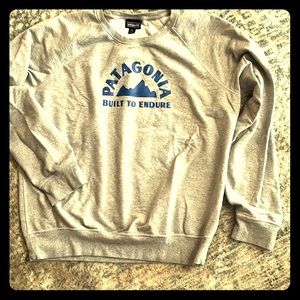 Patagonia Women’s sweatshirt